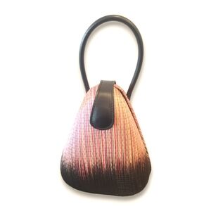 Like New Woven Straw Hand Bag Hard Shell